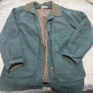 Gorgeous, excellent condition vintage LL Bean chore coat in beautiful teal color